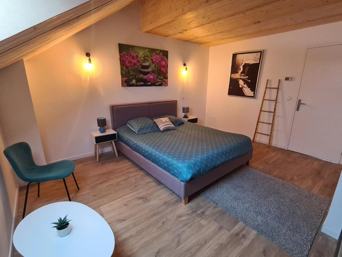 Ferme De La Gibussiere Apartamento Presilly  Exterior foto